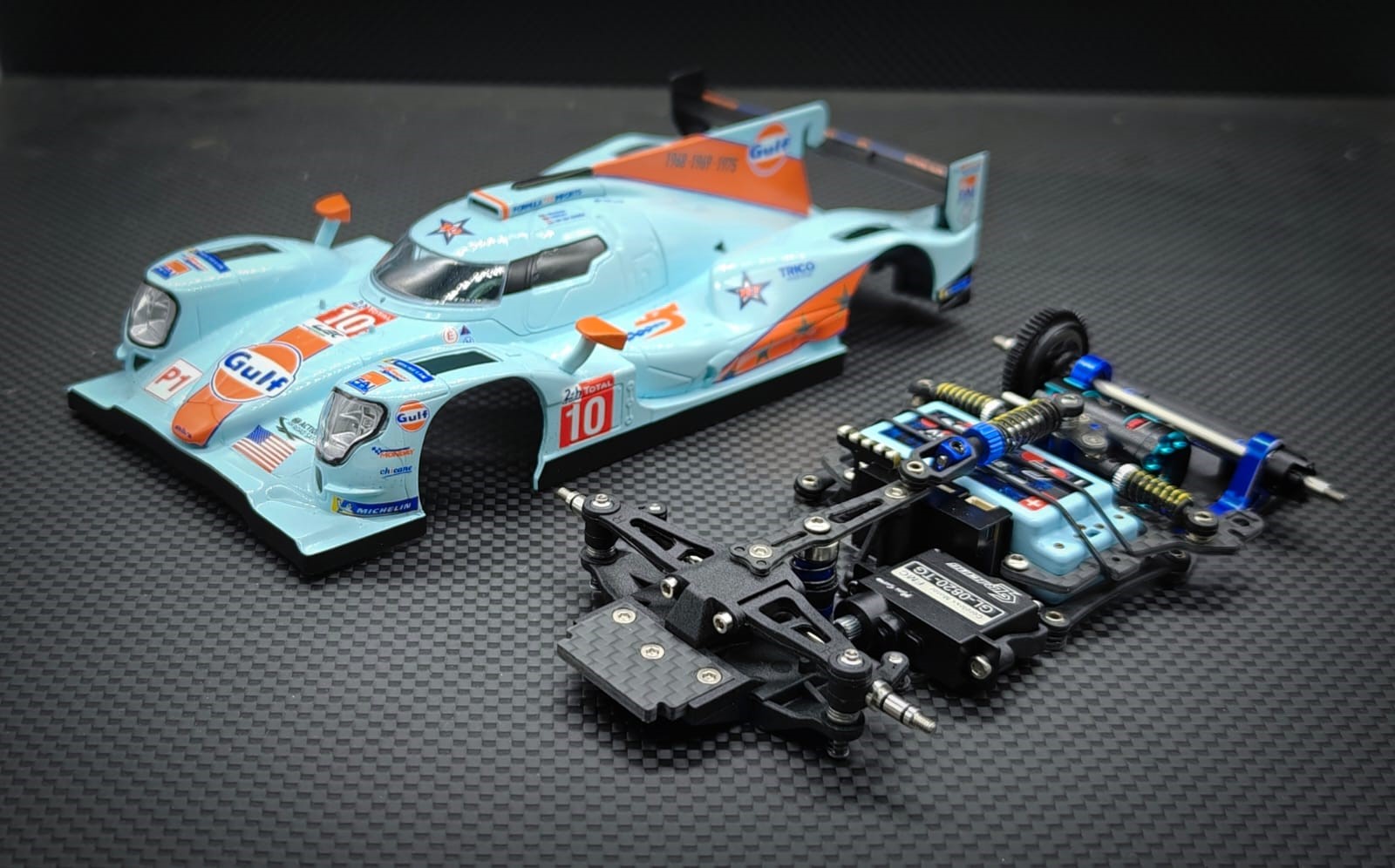 GL Racing LMP2 Chassis Kit mit gratis Karo 