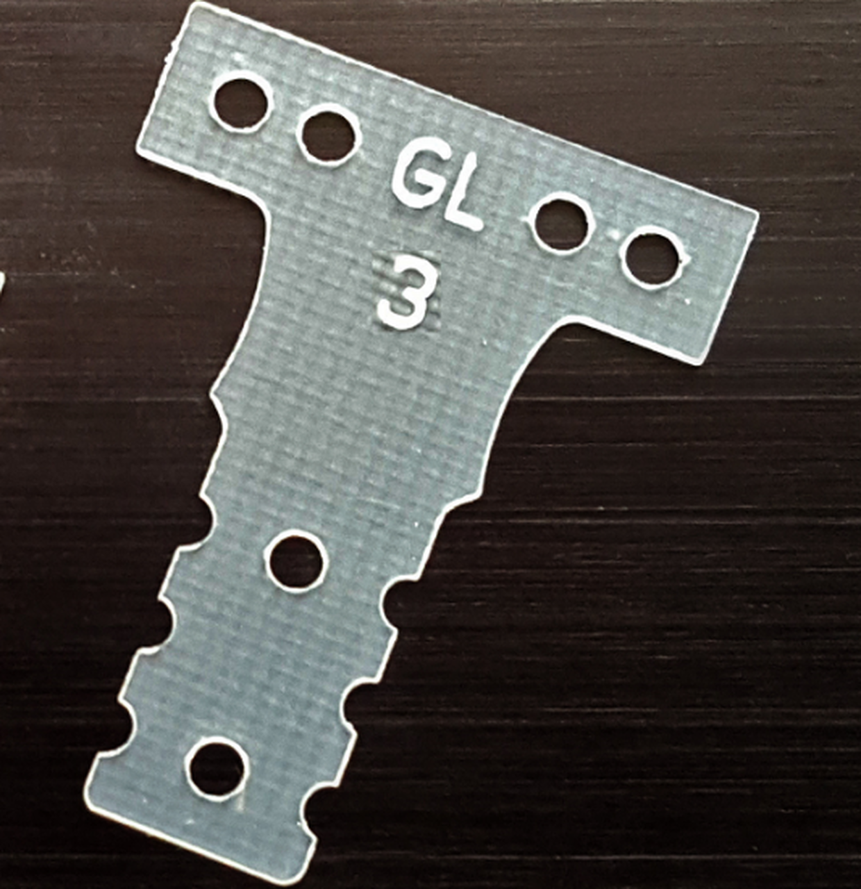 G10 fiber glass T-bar for MR-03 (Stage 3)